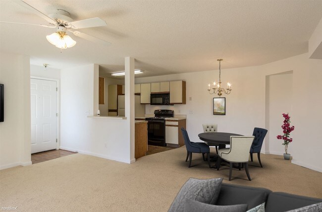 Foto del edificio - 2276 Essex Dr