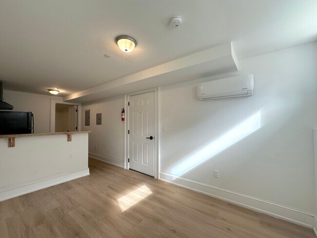 Foto del edificio - 140 3rd St