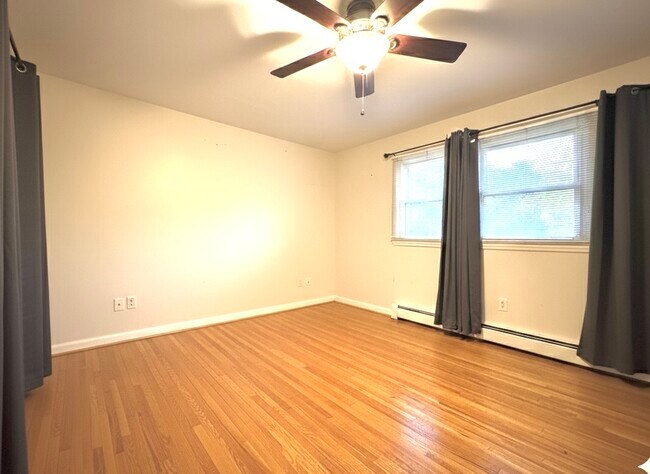 Foto del edificio - 2 Huber Pl