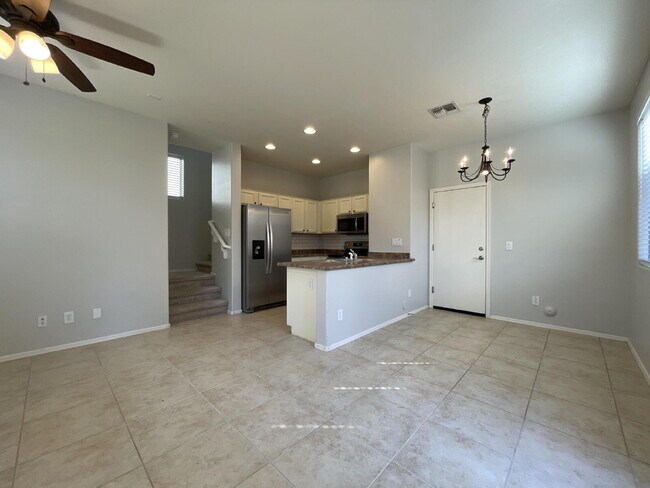 Building Photo - 451 S Hawes Rd