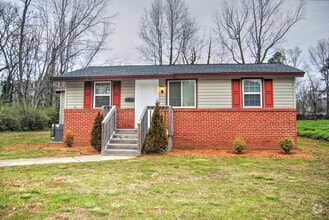 Building Photo - 109 Turner St