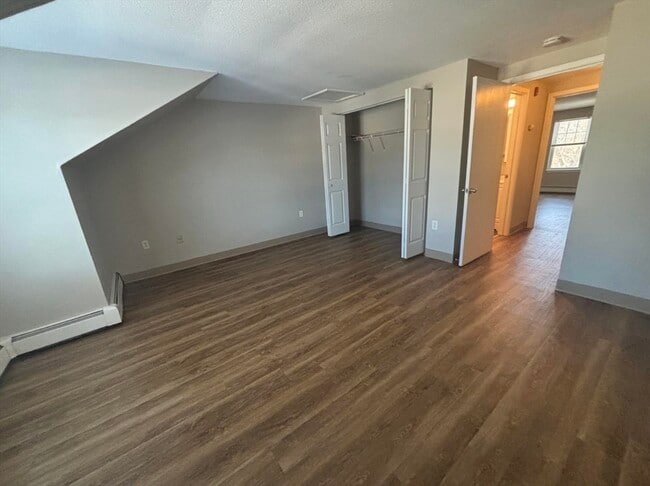 Building Photo - 65 Frank's Ln