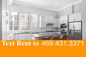 Building Photo - 633 Dalton Ln