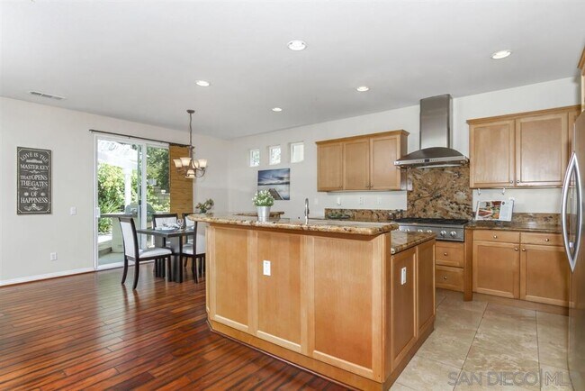 Foto del edificio - 12850 Briarcrest Pl