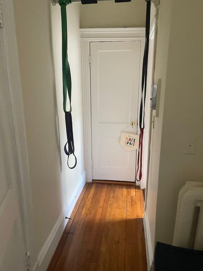 Photo - July 1 Studio No Fee Students Ok  Heat HW Inc No FEE Laundry Close to BU and Green lins House