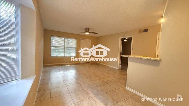 Building Photo - Private, 1bed/1bath condo in the Greenway ...