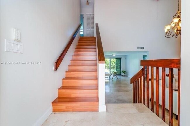 Foto del edificio - 1843 SW 138th Ave