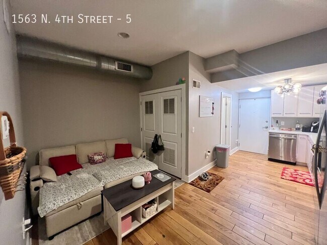 Foto del edificio - 1563 N 4th St