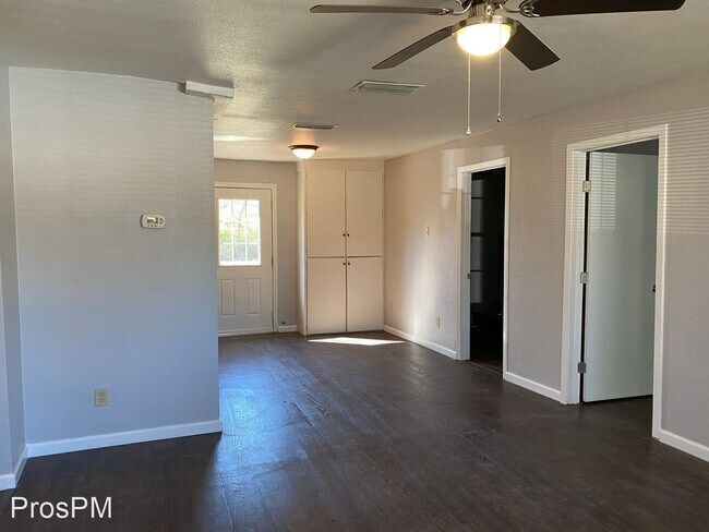 Foto del edificio - 4 br, 1.5 bath House - 509 Woodford