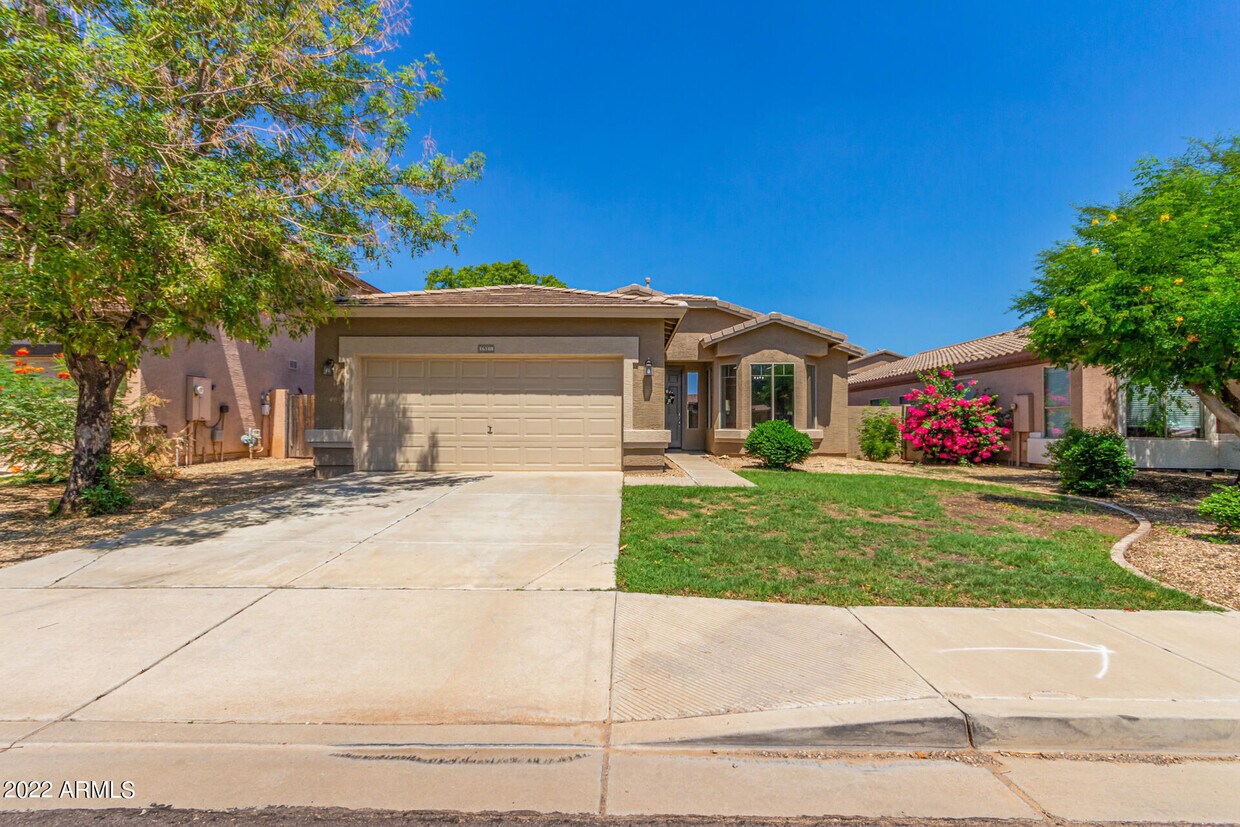 16188 W Hearn Rd, Surprise, AZ 85379 House for Rent in Surprise, AZ