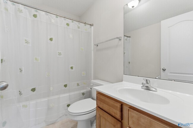 Foto del edificio - 438 Shamrock Dr