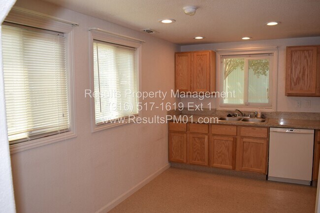 Building Photo - 2 br, 1 bath House - 5800 Dotmar Way