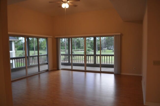 Building Photo - 2 Bedroom 2 Bath in Plantation Bay in Ormond Beach