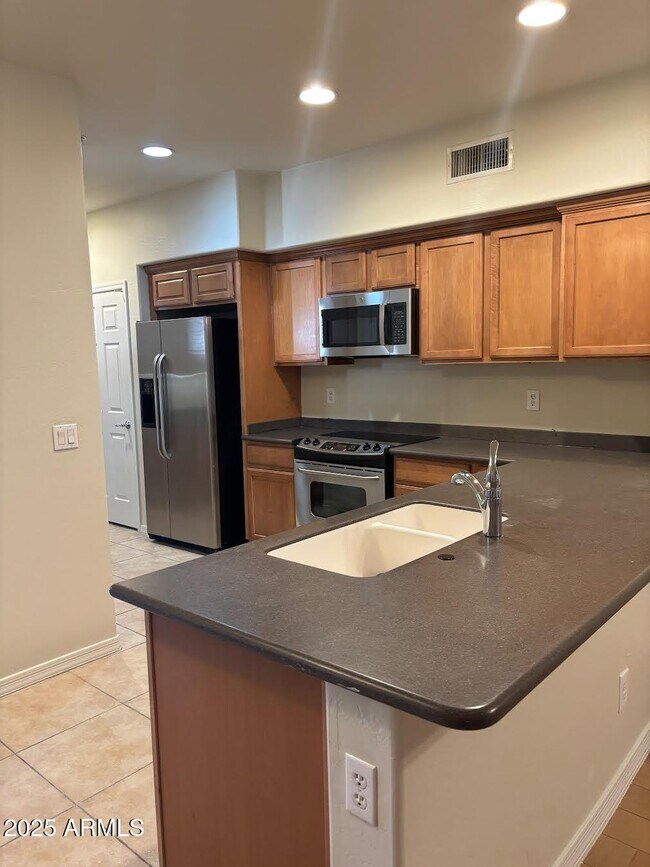 Foto del edificio - 2140 W Tallgrass Trail