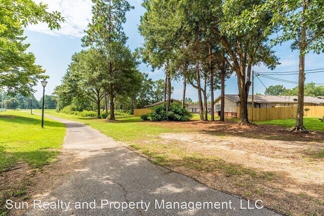 Building Photo - 2 br, 2 bath Apartment - 23350 County Road 65
