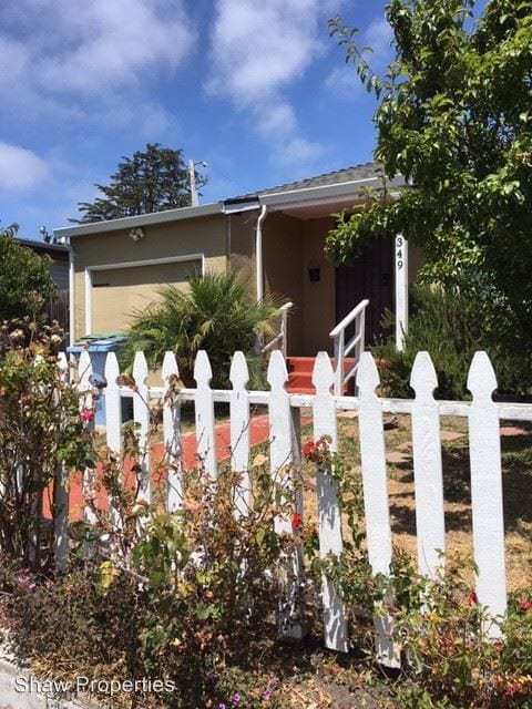 Building Photo - 2 br, 1 bath House - 1349 Channing Way