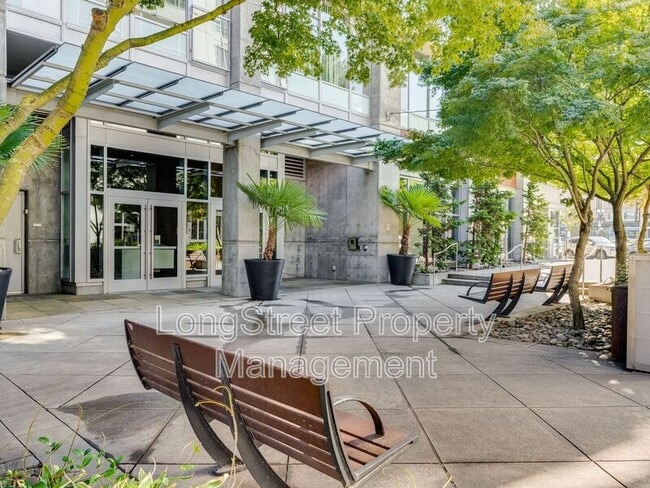 Foto del edificio - 1926 W Burnside St