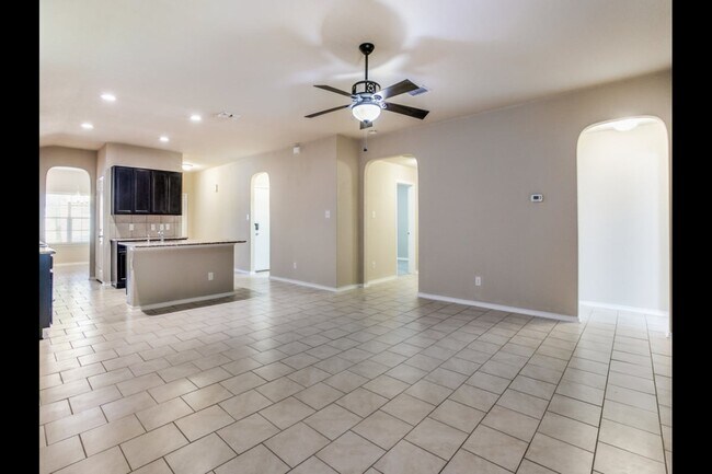 Foto del edificio - 5610 Medina Farm