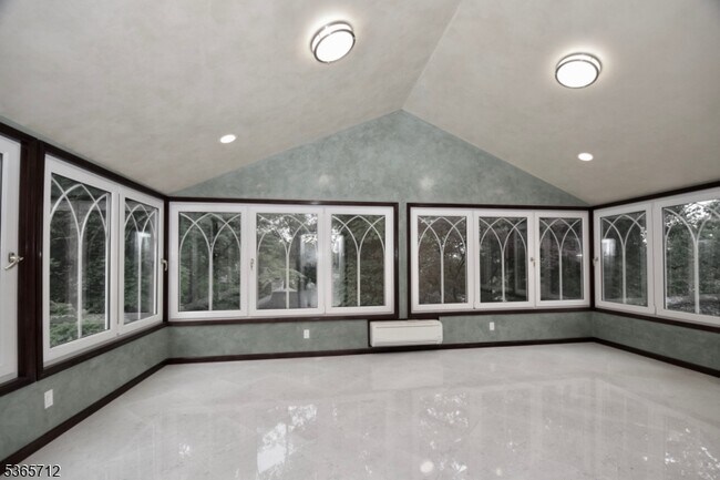 Building Photo - 53 Pine Grove Rd