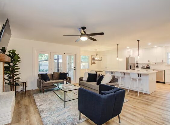 Photo - 3015 Walnut Bend Ln Apartment