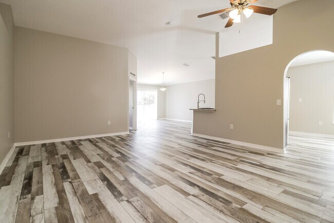 Foto del edificio - 2114 Nicollett Way