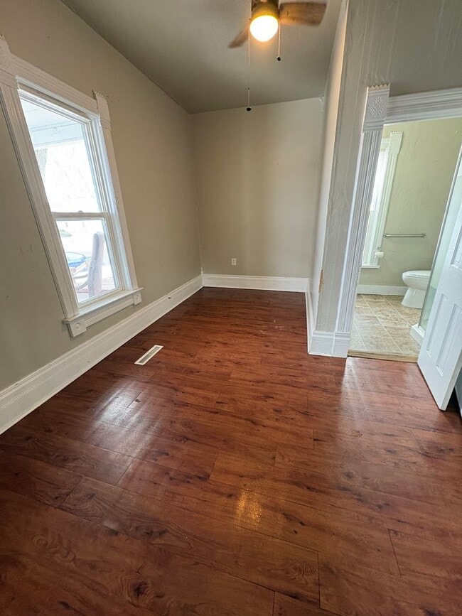 Building Photo - ADI - Kilbourn