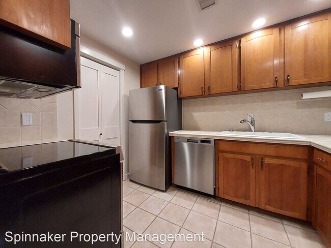 Building Photo - 2 br, 2 bath House - 7513 Soundview Drive