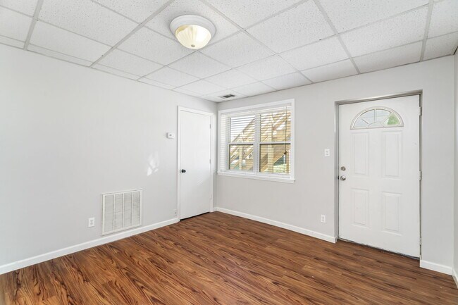 Foto del edificio - 2751 Jersey Ave