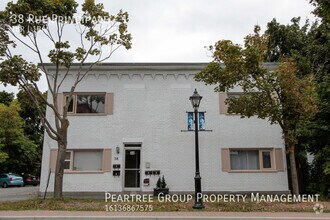 Building Photo - 38 Rue Principale
