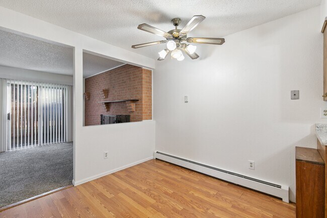 Building Photo - 1145 Willow Bend Cir