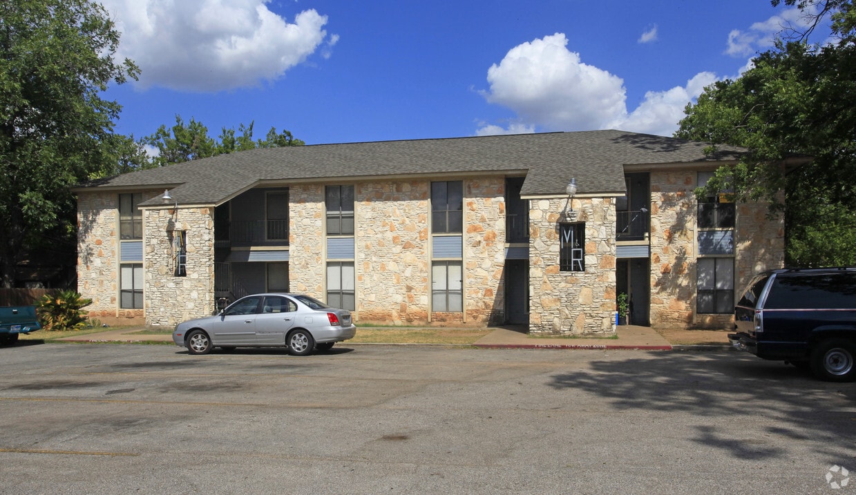 Primary Photo - 605 Allen St