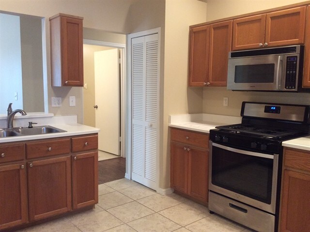 Foto del edificio - 2248 Dancy Trl