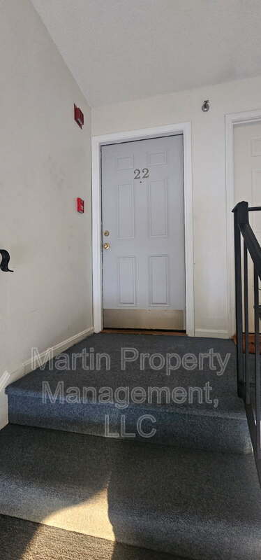 Foto del edificio - 94 Tennis Plaza Rd