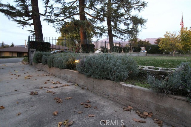 Building Photo - 35385 Yucaipa Blvd