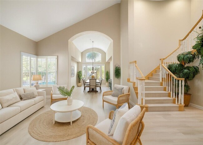 Building Photo - 2805 Orense