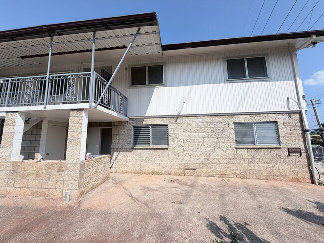 Foto del edificio - 2210 N School St