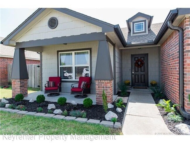 Foto del edificio - 3 br, 2 bath House - 14718 E 109th St N