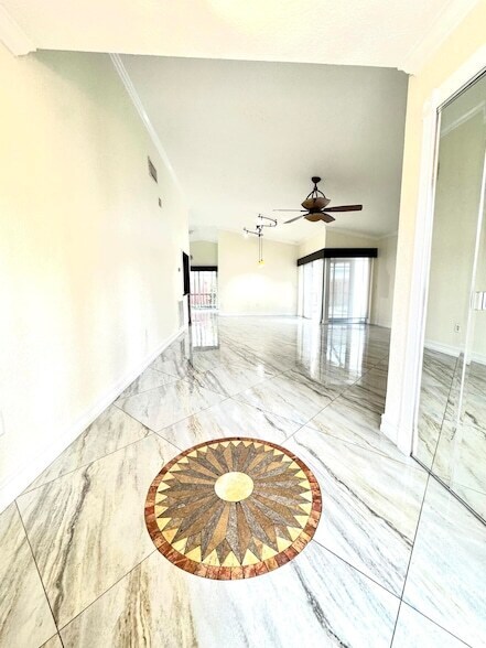 Foto del edificio - 531 SW 167th Terrace