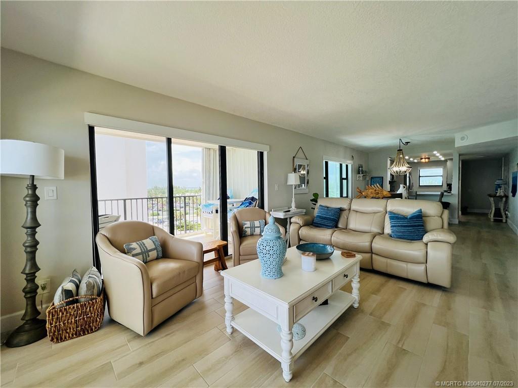 Foto principal - 9400 S Ocean Dr