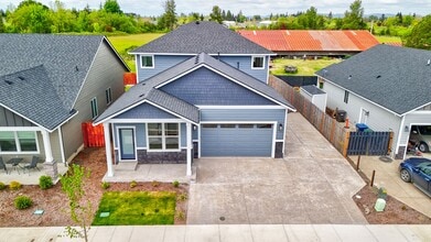 Building Photo - 1026-KE1026 Sassafras St