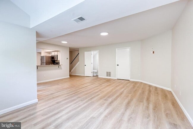 Building Photo - 6905 Jones View Dr