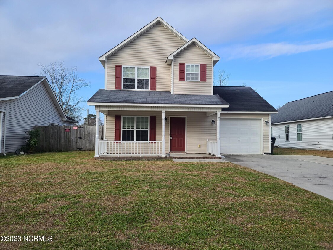 310 Mattocks Ave, Maysville, NC 28555 House Rental in Maysville, NC