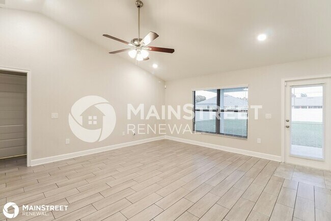 Foto del edificio - 6476 Alamanda Hills Cir, Lakeland, FL 33813