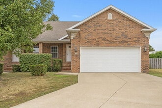 Building Photo - 719 E Watermill Cir