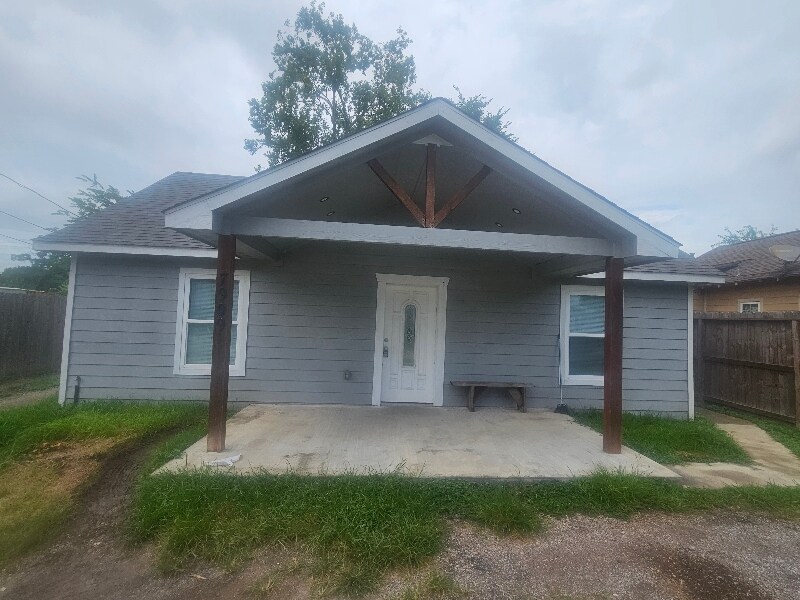 Primary Photo - 7909 Brutus St
