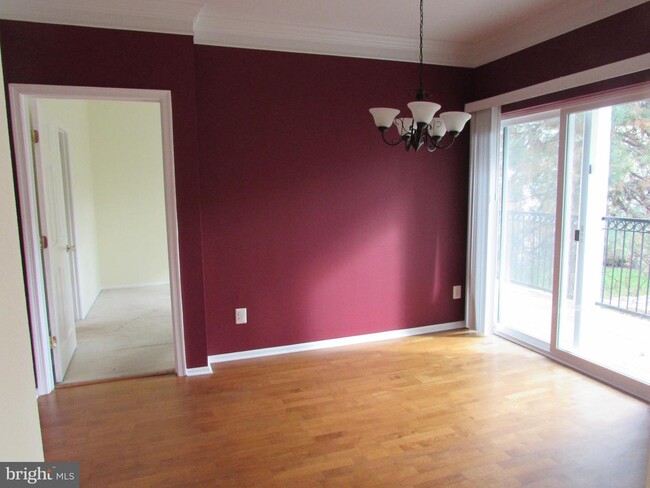 Building Photo - 1550 Spring Gate Dr.