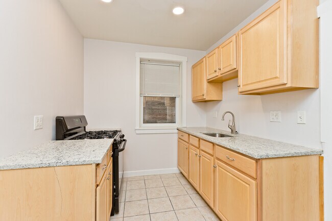 Foto del edificio - 1751 W North Shore Ave