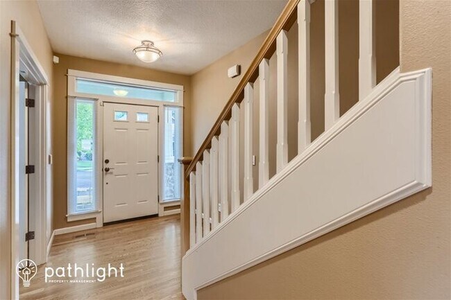 Building Photo - 5320 Southeast Frances Court, Hillsboro, O...