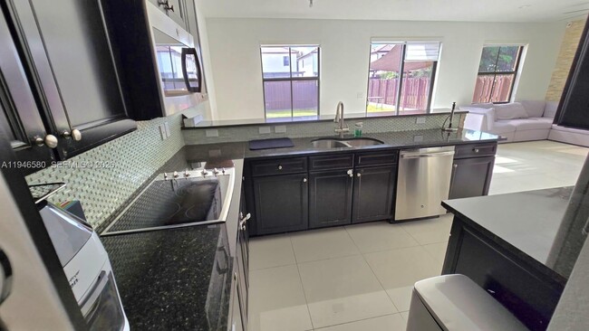 Foto del edificio - 10032 NW 87th Terrace