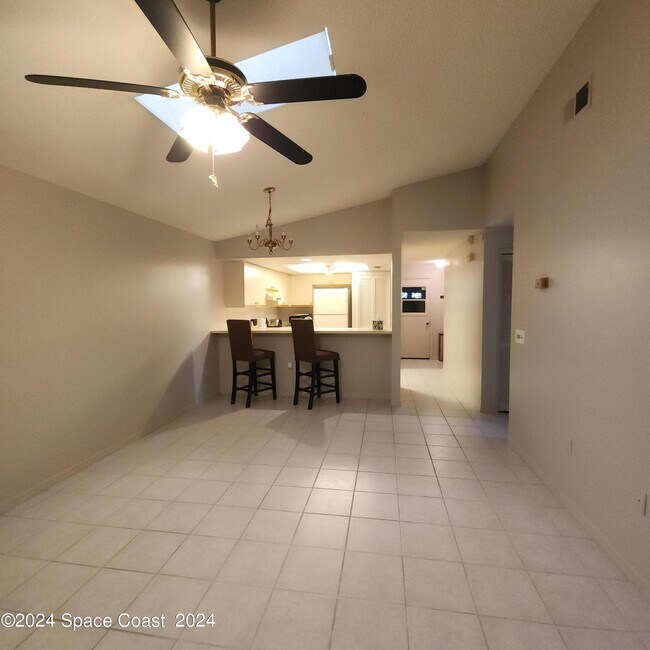 Foto del edificio - 3147 Dunhill Dr